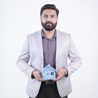Farrukh Shahbaz MORTGAGE AGENT